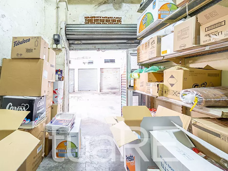Immagine 13 di Box auto in vendita  in Via Cardinale Caprara a Roma