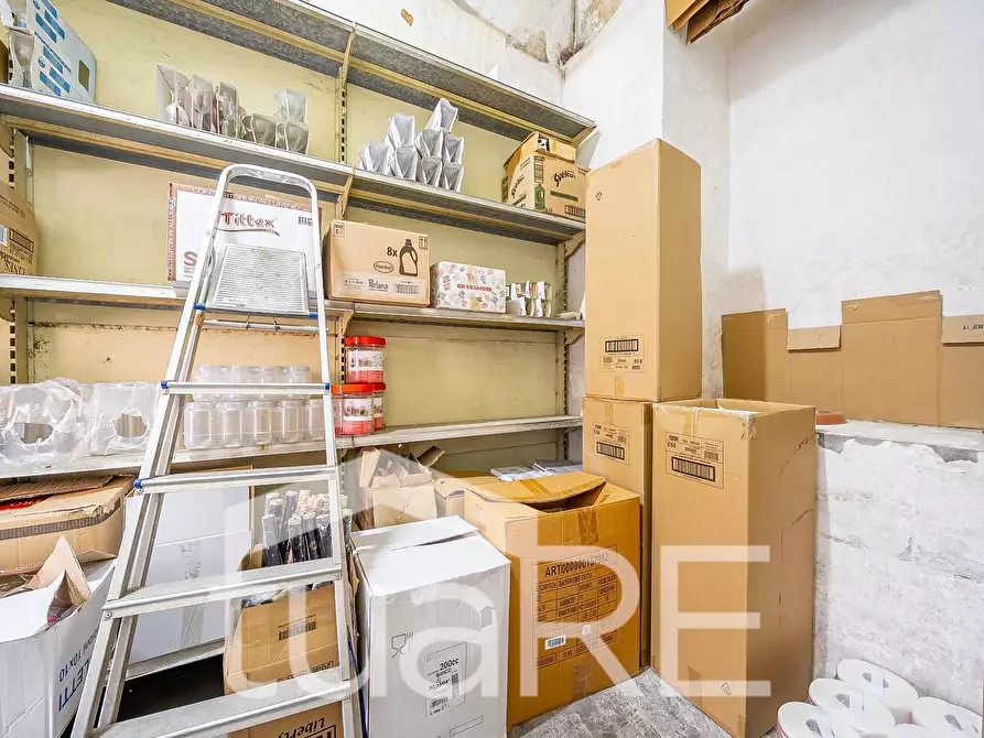 Immagine 17 di Box auto in vendita  in Via Cardinale Caprara a Roma