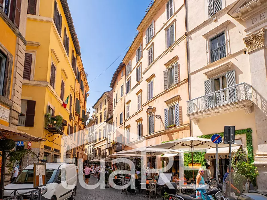 Immagine 18 di Appartamento in vendita  in Piazza Di Pasquino a Roma