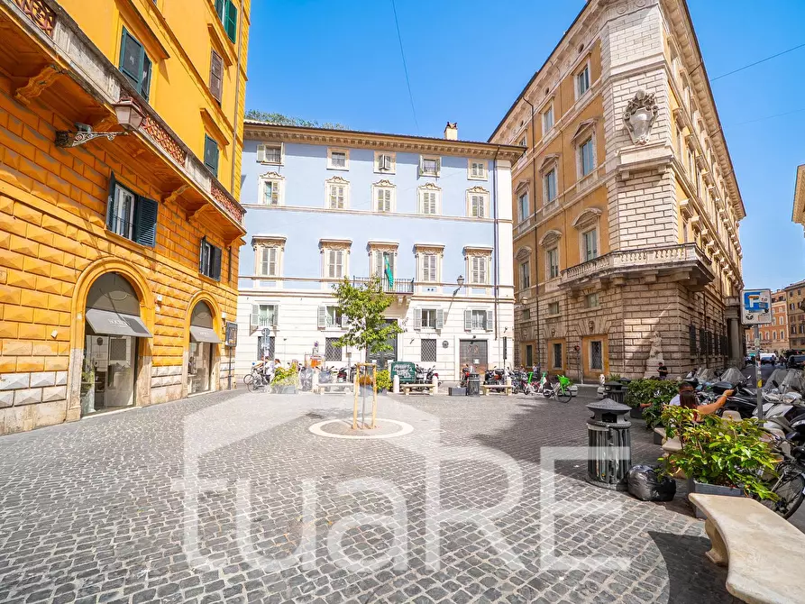 Immagine 19 di Appartamento in vendita  in Piazza Di Pasquino a Roma