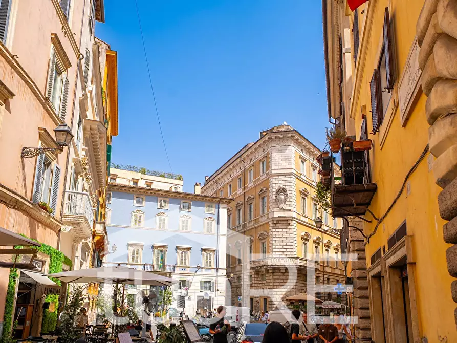 Immagine 22 di Appartamento in vendita  in Piazza Di Pasquino a Roma