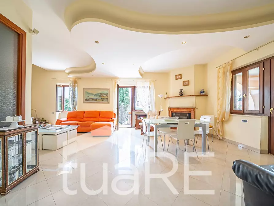 Immagine 7 di Villa in vendita  in STRADA PROVINCIALE 17A a Morlupo