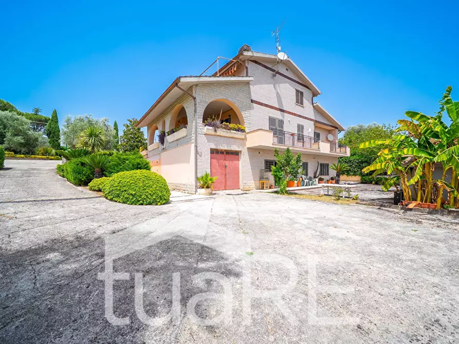 Immagine 26 di Villa in vendita  in STRADA PROVINCIALE 17A a Morlupo