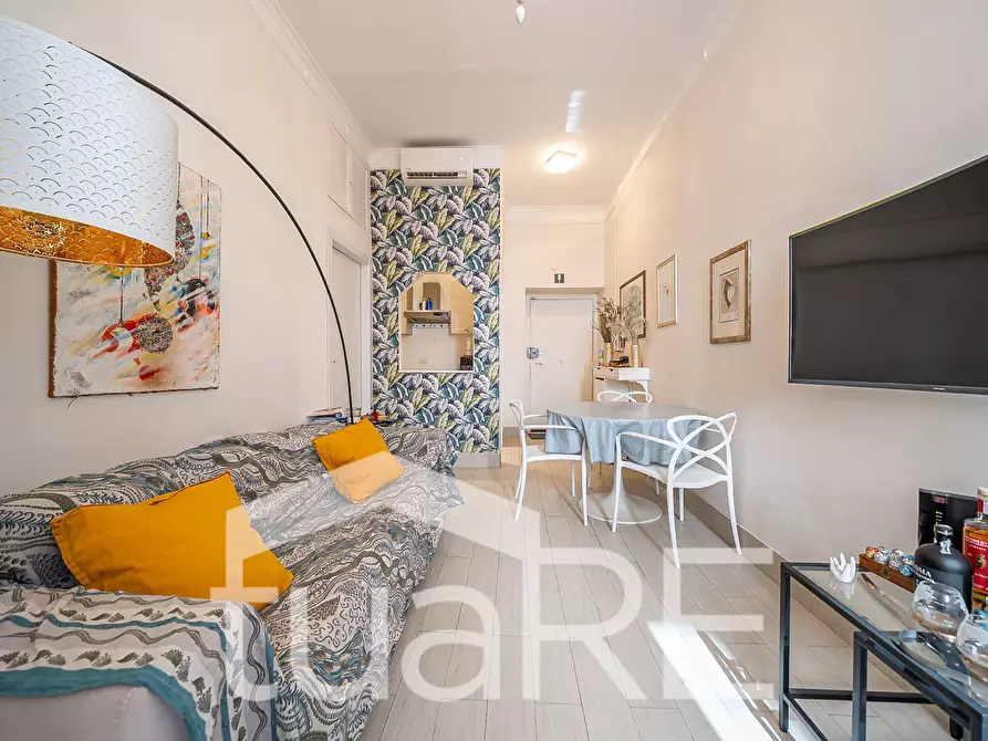 Immagine 9 di Appartamento in vendita  in Vicolo Del Farinone a Roma