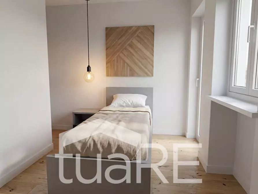 Immagine 20 di Appartamento in vendita  in Via Gradoli a Roma