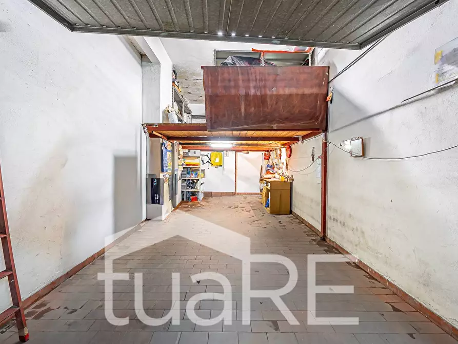 Immagine 16 di Box auto in vendita  in Via Di Vigna Corsetti a Roma