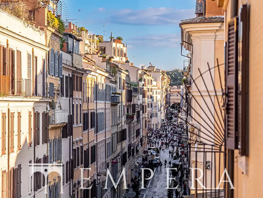 Immagine 3 di Attico in vendita  in Via Del Babuino a Roma