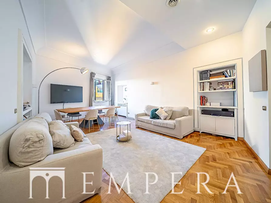 Immagine 4 di Attico in vendita  in Via Del Babuino a Roma