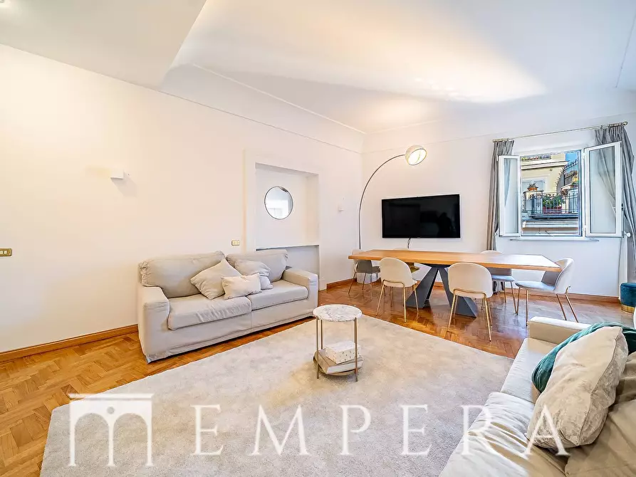 Immagine 6 di Attico in vendita  in Via Del Babuino a Roma