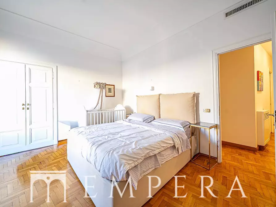 Immagine 12 di Attico in vendita  in Via Del Babuino a Roma