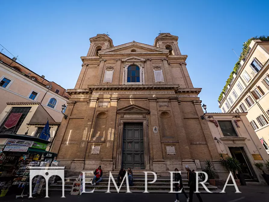 Immagine 21 di Attico in vendita  in Via Del Babuino a Roma