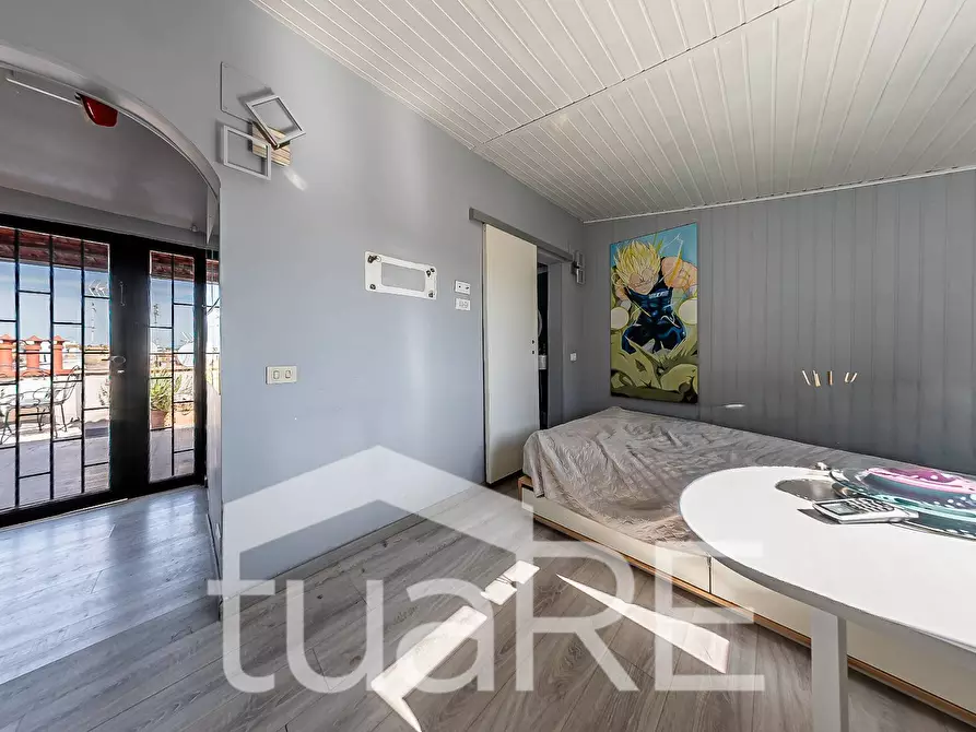 Immagine 5 di Attico in vendita  in Via Sforza Pallavicini a Roma