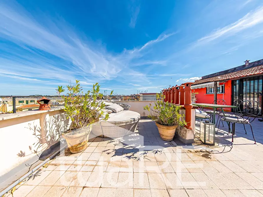 Immagine 19 di Attico in vendita  in Via Sforza Pallavicini a Roma