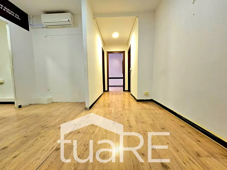 Immagine 7 di Appartamento in vendita  in Via Oslavia a Roma