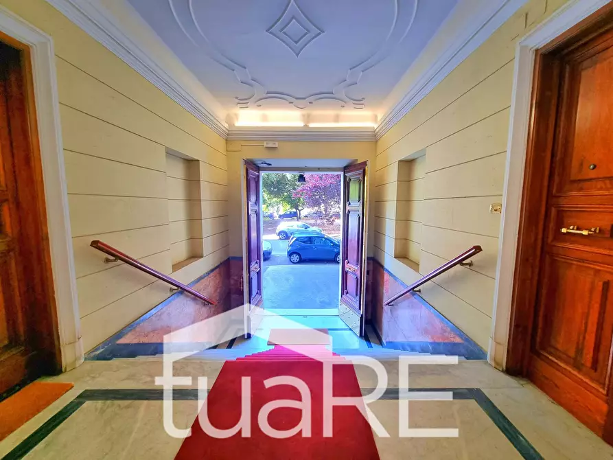 Immagine 8 di Appartamento in vendita  in Via Oslavia a Roma