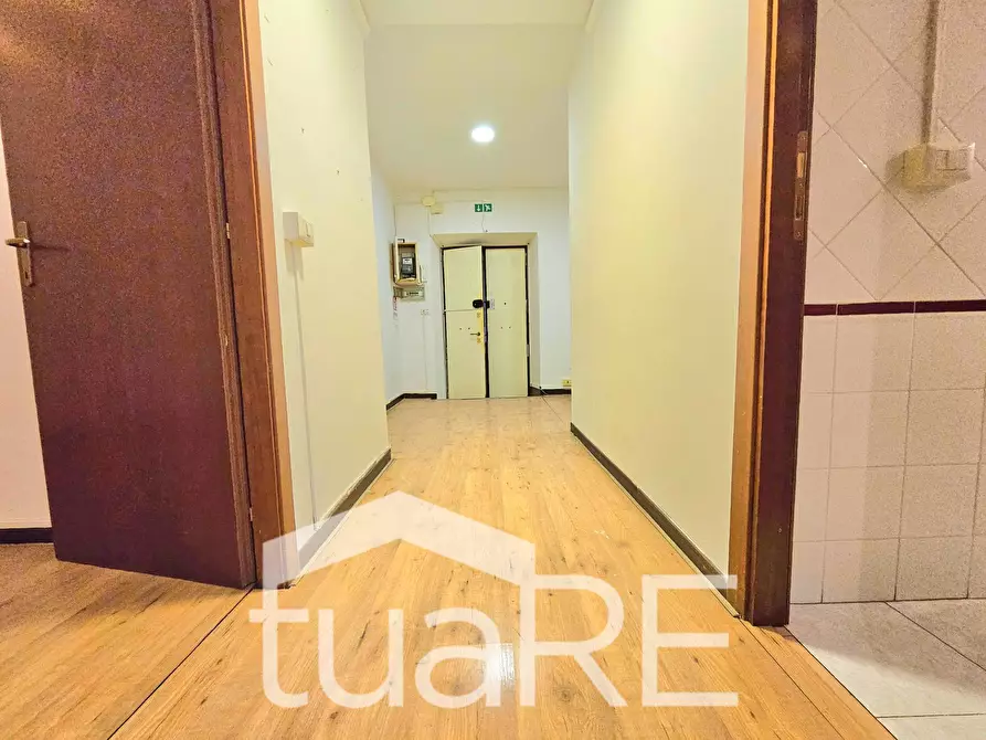 Immagine 18 di Appartamento in vendita  in Via Oslavia a Roma