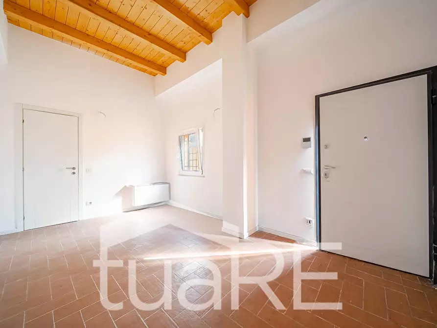 Immagine 5 di Villa in vendita  in Via Oderisi Da Gubbio a Roma