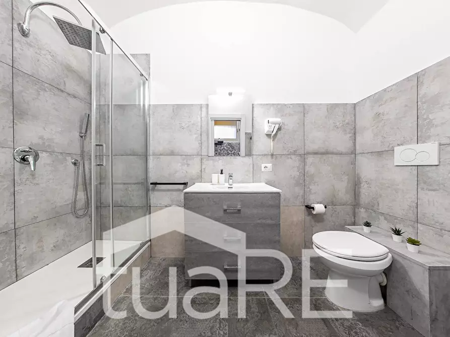 Immagine 10 di Appartamento in vendita  in Via Di San Giovanni In Laterano a Roma