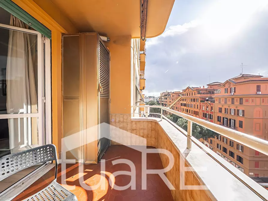 Immagine 3 di Attico in vendita  in Viale Eritrea a Roma