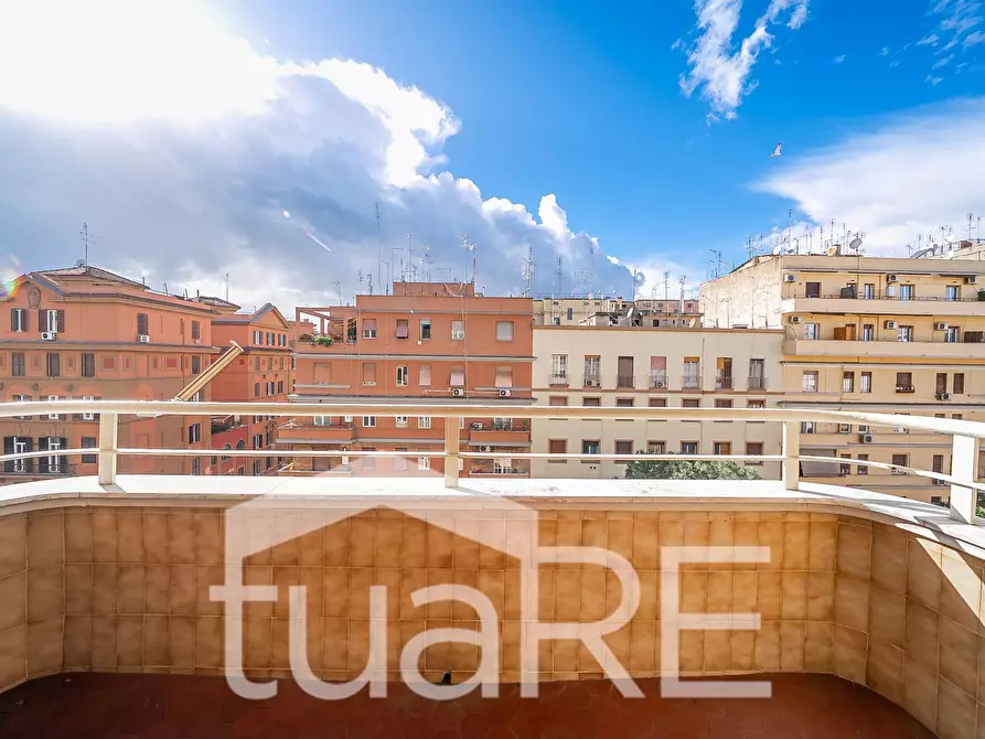 Immagine 18 di Attico in vendita  in Viale Eritrea a Roma