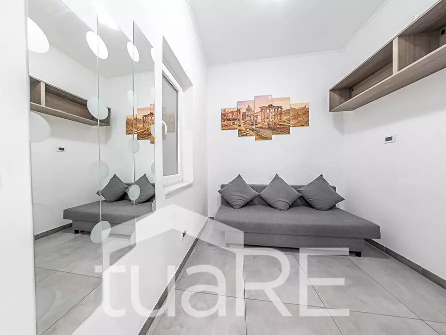 Immagine 16 di Appartamento in vendita  in Via Giovanni Volpato a Roma