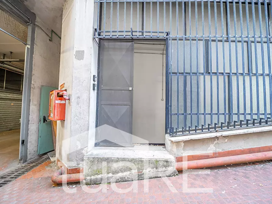 Immagine 18 di Magazzino in vendita  in Via Ludovico Micara a Roma