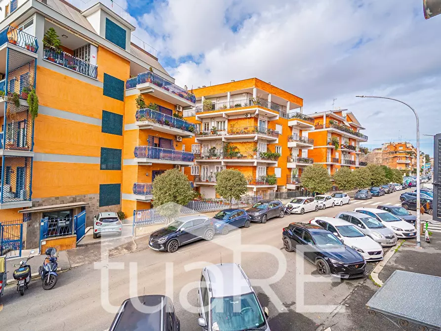 Immagine 20 di Attico in vendita  in Via Guido Guinizelli a Roma