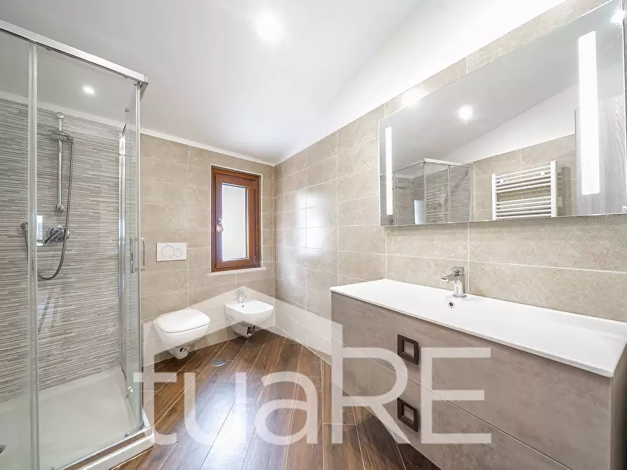 Immagine 33 di Villa in vendita  in Via Oderisi Da Gubbio a Roma