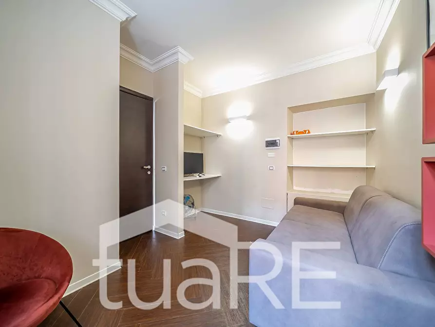 Immagine 7 di Appartamento in vendita  in Largo Di Torre Argentina a Roma