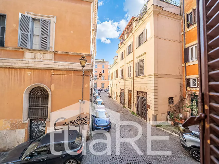 Immagine 13 di Appartamento in vendita  in Largo Di Torre Argentina a Roma