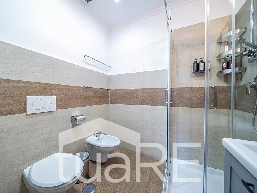 Immagine 22 di Appartamento in vendita  in Largo Di Torre Argentina a Roma