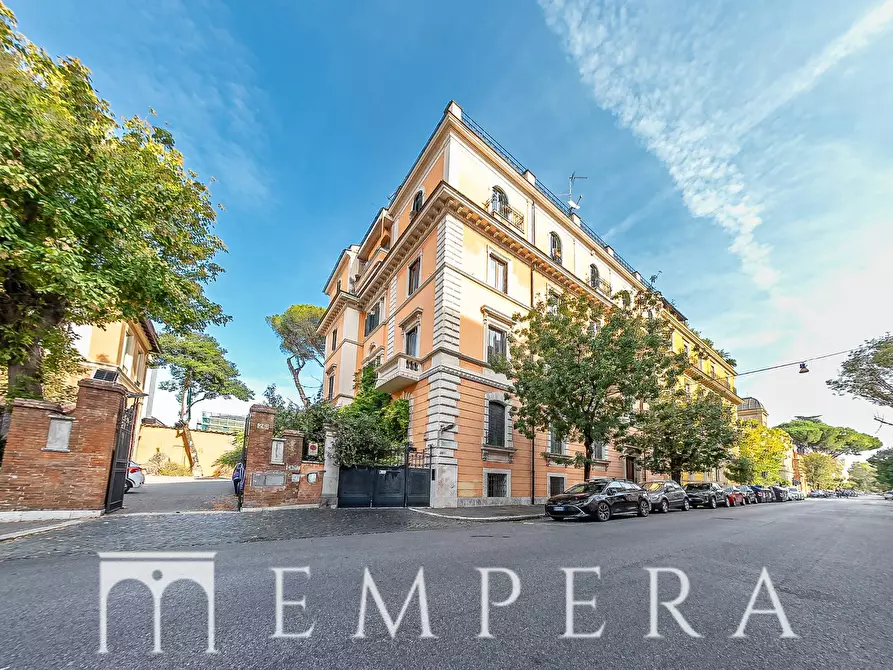 Immagine 15 di Appartamento in vendita  in Via Degli Scipioni a Roma