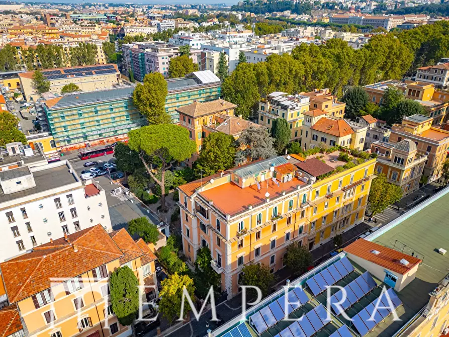 Immagine 19 di Appartamento in vendita  in Via Degli Scipioni a Roma