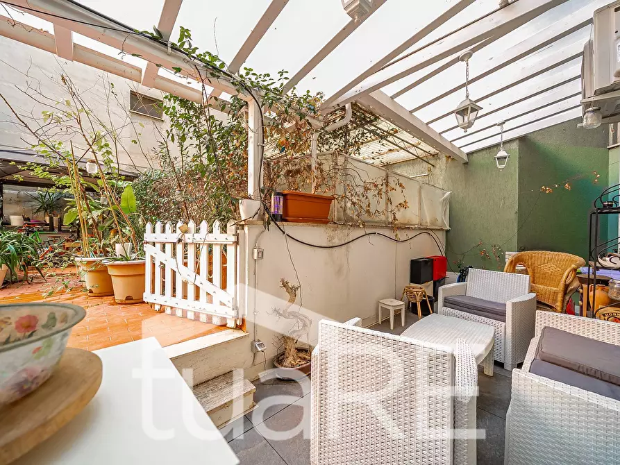 Immagine 9 di Appartamento in vendita  in Via Di Santa Maria Goretti a Roma