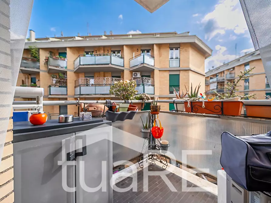 Immagine 17 di Appartamento in vendita  in Via Federico Rosazza a Roma