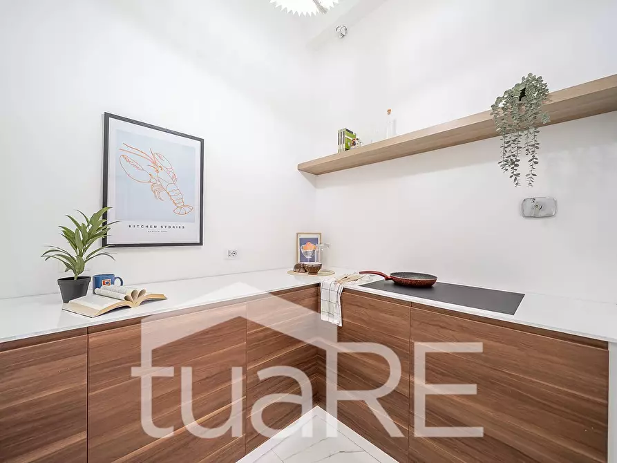 Immagine 11 di Appartamento in vendita  in Via Nazionale a Roma