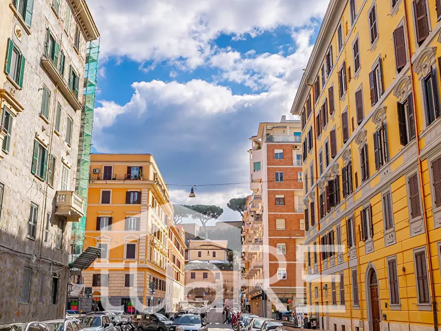 Immagine 26 di Appartamento in vendita  in Via Nazionale a Roma