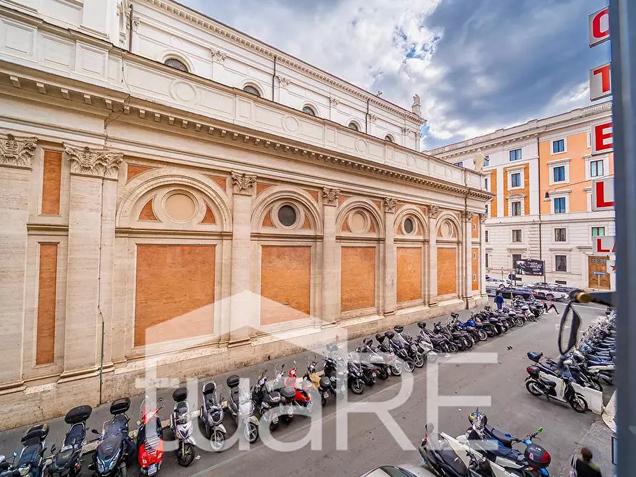 Immagine 31 di Appartamento in vendita  in Via Nazionale a Roma