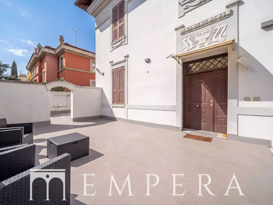 Immagine 13 di Villa in vendita  in Via Duchessa Di Galliera a Roma