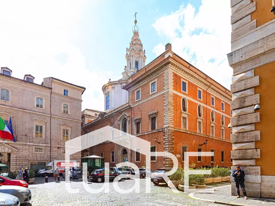 Immagine 11 di Attico in vendita  in Via Della Palombella a Roma