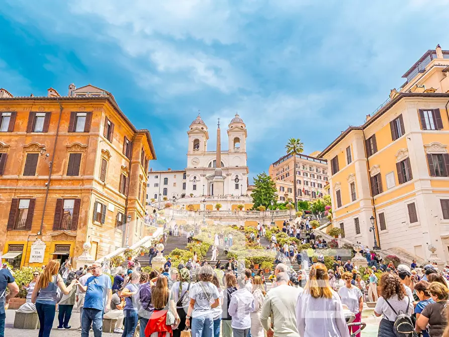 Immagine 16 di Appartamento in vendita  in Via Del Babuino a Roma