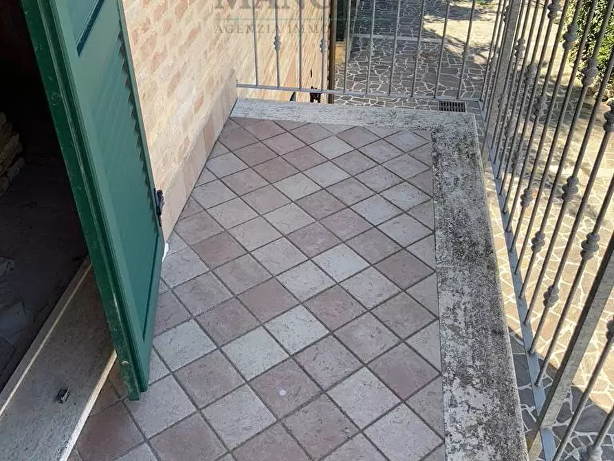 Immagine 12 di Villetta a schiera in vendita  in COLLINA 100 a Belvedere Ostrense