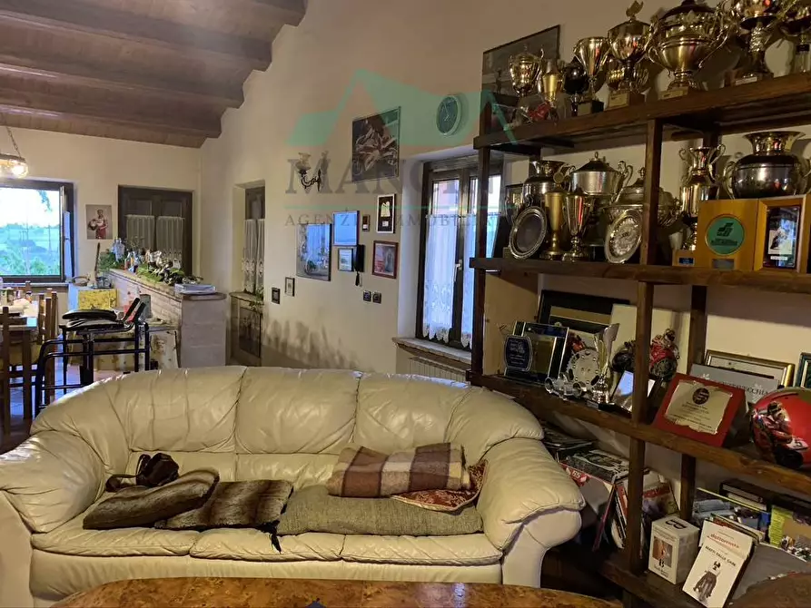 Immagine 23 di Casa indipendente in vendita  in SERRA 10 a Belvedere Ostrense