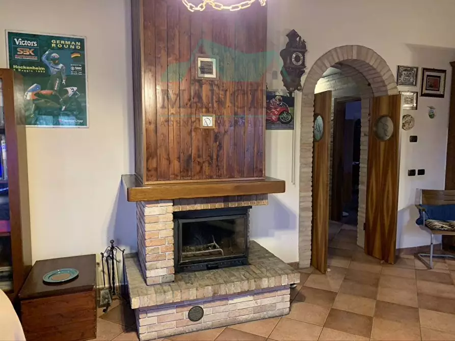 Immagine 24 di Casa indipendente in vendita  in SERRA 10 a Belvedere Ostrense