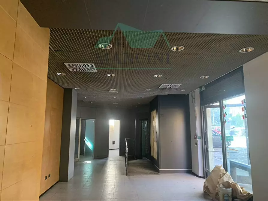 Immagine 2 di Attività commerciale in affitto  in vittoria 33 a Jesi