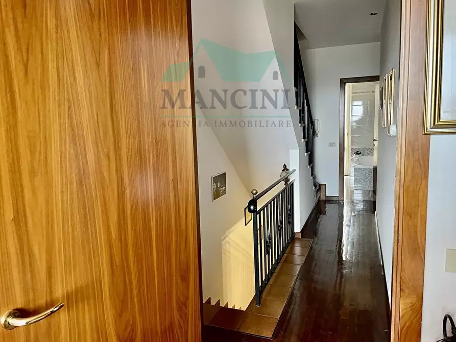 Immagine 10 di Villetta a schiera in vendita  in ALDO MORO 1 a Belvedere Ostrense