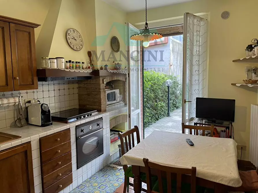 Immagine 3 di Villetta a schiera in vendita  in ALDO MORO 1 a Belvedere Ostrense