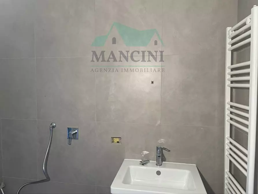 Immagine 10 di Appartamento in affitto  in VIA ROSSINI a Jesi