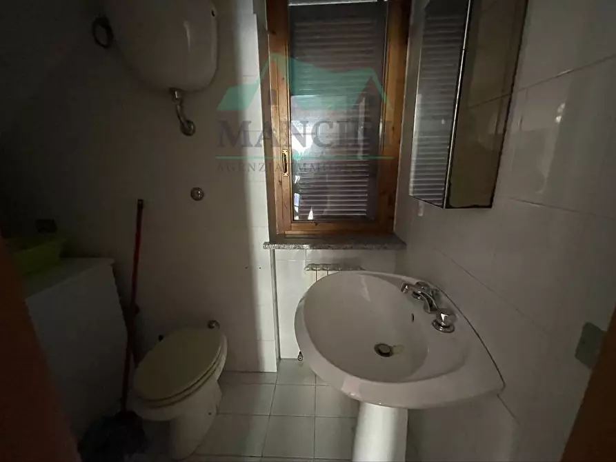 Immagine 13 di Appartamento in affitto  in BOVIO 10 a Cupramontana