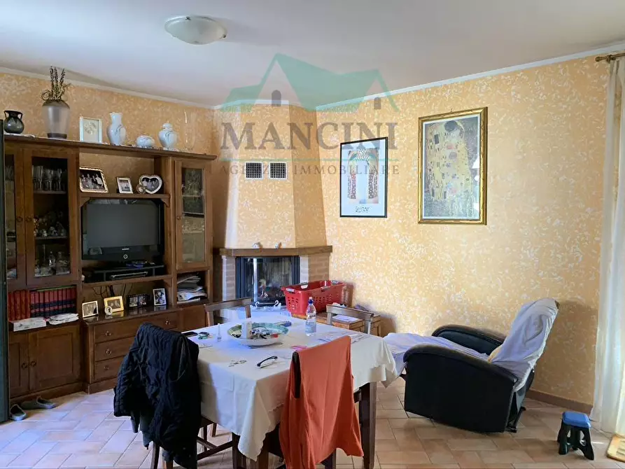 Immagine 4 di Villetta a schiera in vendita  in COLLINA 100 a Belvedere Ostrense